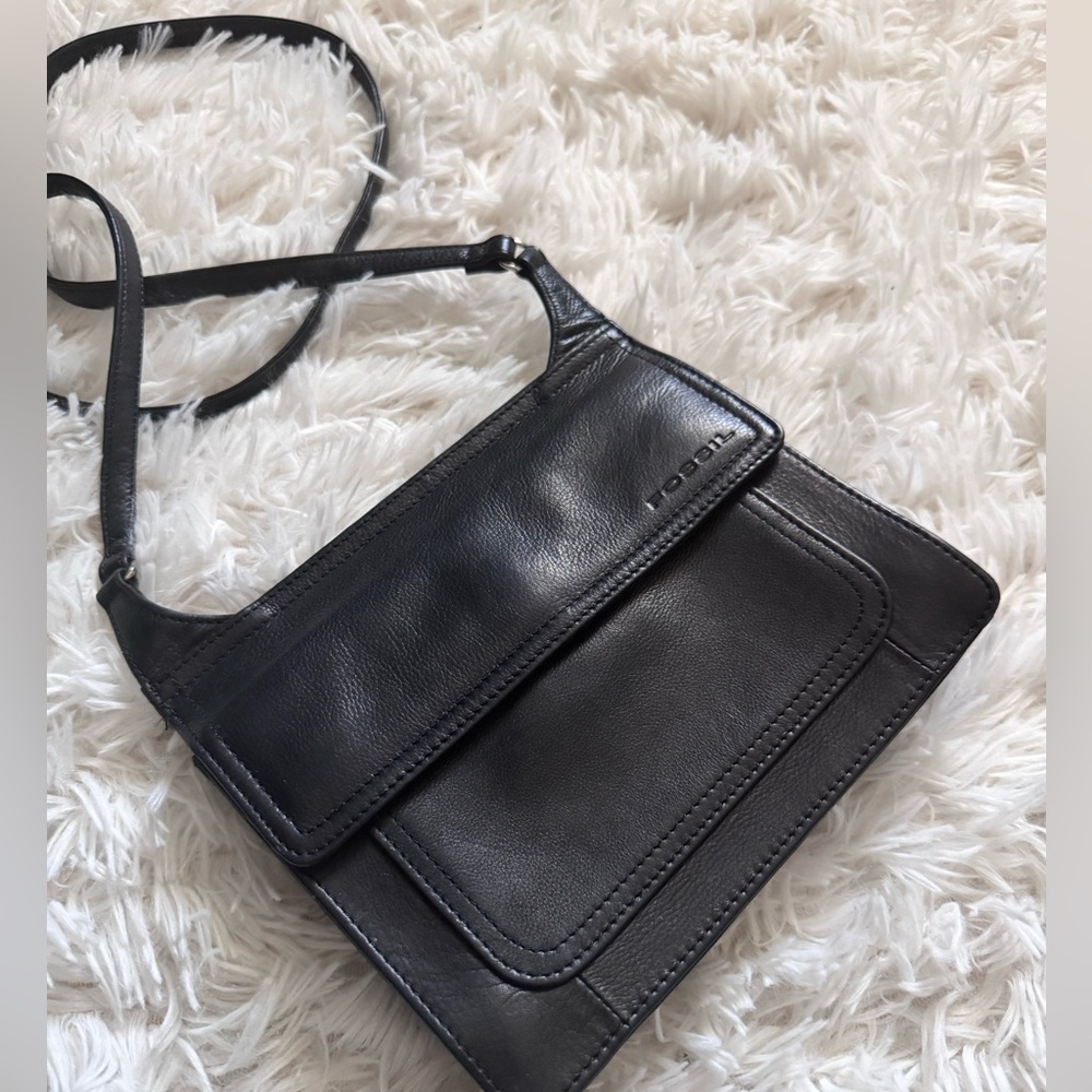 MINT Vintage Fossil Black Leather Flap Crossbody Bag - Picture 6 of 7